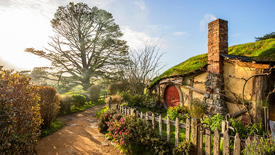 Hobbiton Movie Set