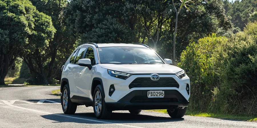 Enterprise Rent-A-Car SUV RAV4 Hybrid